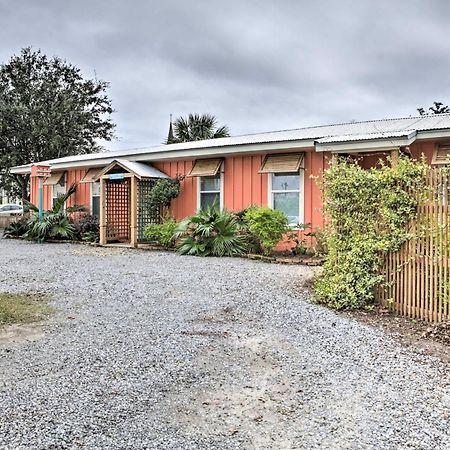 Walk To Beach From Chic Old Town Apartment With Yard Bay St. Louis Exterior foto