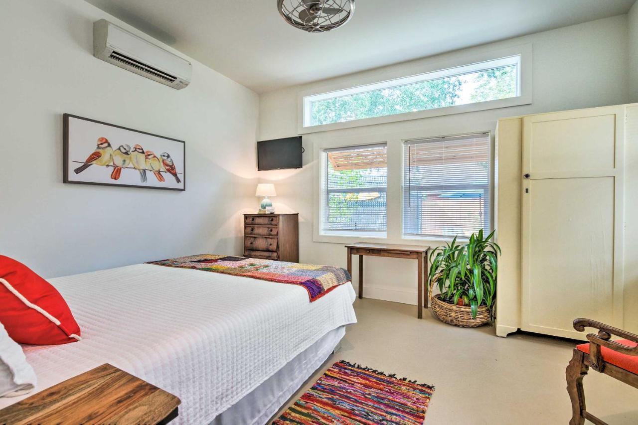 Walk To Beach From Chic Old Town Apartment With Yard Bay St. Louis Exterior foto